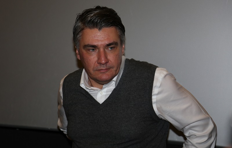 Zoran Milanović, ukidanjem “tuđmanovske” inauguracije ukinuo i lažnu važnost simboličkog Pantovčaka