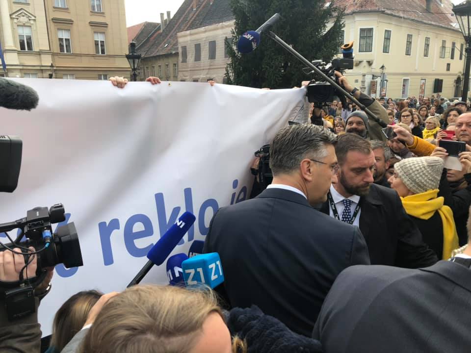 Uoči velikog prosvjeda na Trgu bana Jelačića: “Hrvatska mora bolje”, ali može li uz ovakve prijetnje, političke spinove, optužbe “prosvjetara” za rušenje vlasti ?