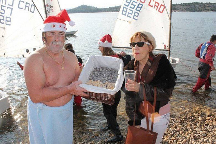 Novogodišnje kupanje na Banju 134