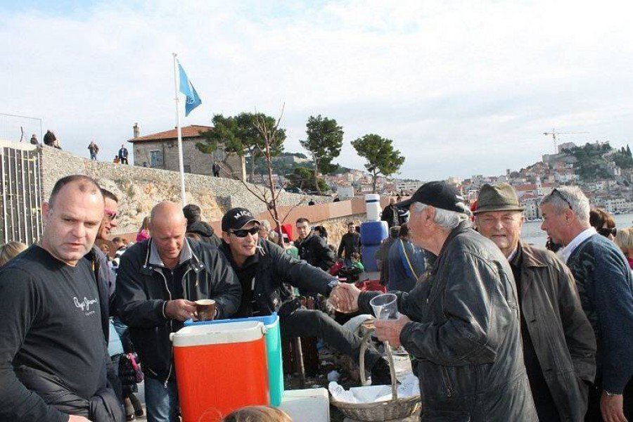 Novogodišnje kupanje na Banju 167