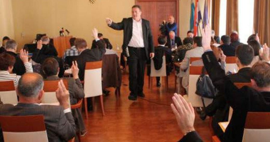 Županijska skupština šibensko-kninska: Tunogojilišta će biti, ma šta Murterini mislili i ma kome Gotovina smetao!