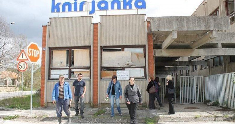 Pretvorba i privatizacija kninske tekstilne industrije: Radnici Kninjanke plaće čekaju 14 godina