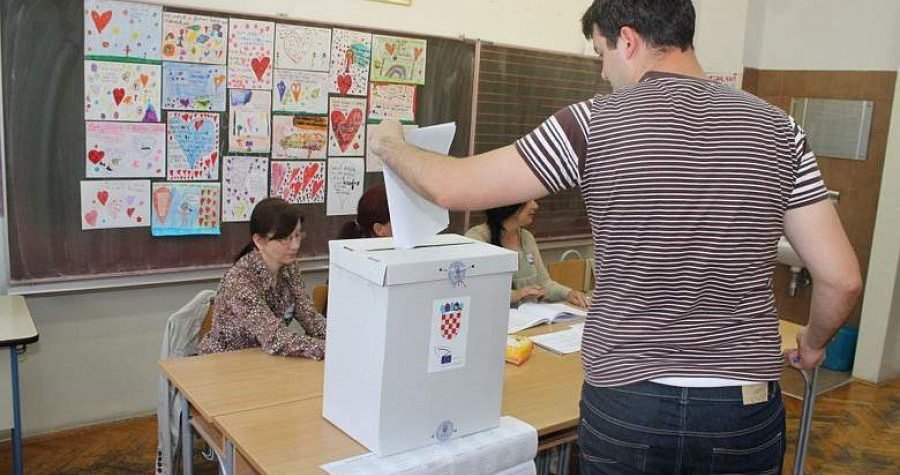 Andro Vlahušić ide u drugi krug