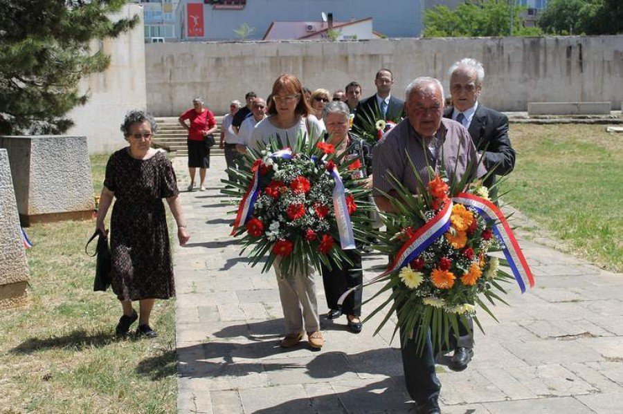 S komemoracije Radi Končaru (Foto: Tris/H. Pavić)