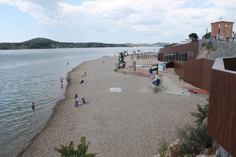 Plaža Banj 2. lipnja 2014. (Foto H. Pavić) (12)