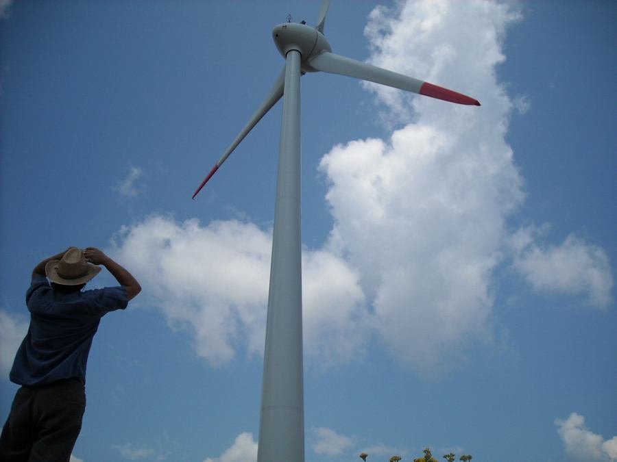 Dobit stranim investitorima i dužnosnicima, a lokalnom življu deblji račun za struju (foto TRIS)