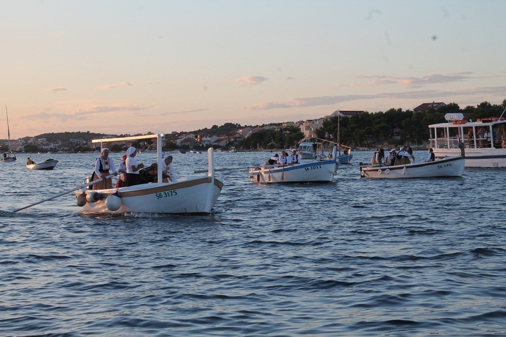 Regata u ženskom veslanju - Krapanj 2014. (Foto H. Pavić) (10)