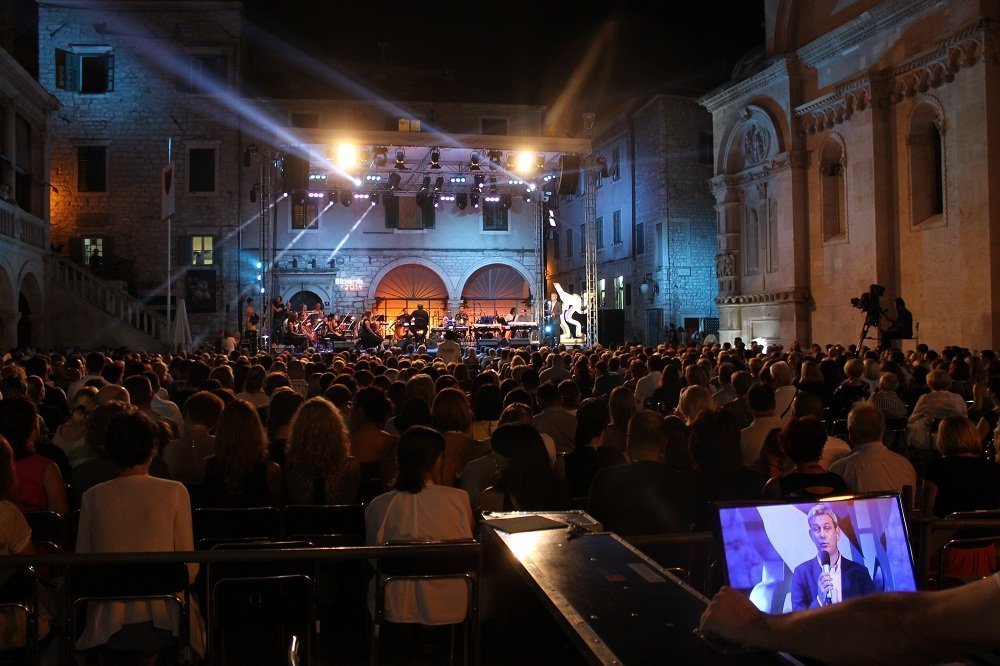 Večeri dalmatinske šansone u Šibeniku (Foto H. Pavić) (21)