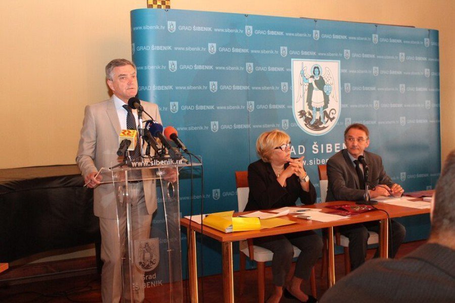 Gradsko vijeće Grada Šibenika - sjednica 25. rujna 2014. (Foto H. Pavić) (7)
