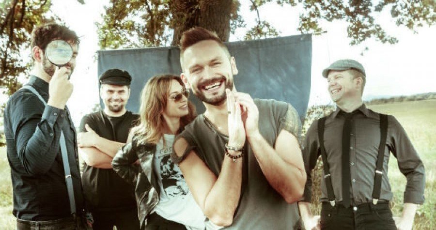 Ivan Dečak (Vatra): Koliko hitova trebam napisati da bi se ljudi prestali čuditi ‘iznenadnom’ uspjehu?