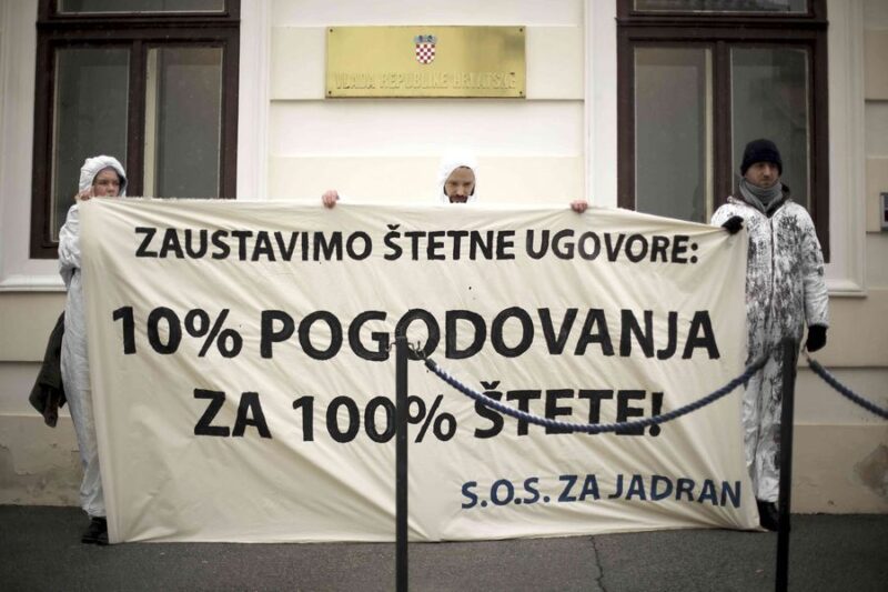 Prosvjed: Zahtijevamo temeljitu istragu i hitnu sjednicu Hrvatskog sabora o bušenju Jadrana