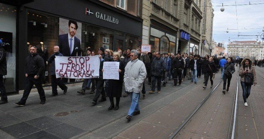 Prosvjed i antiprosvjed na zagrebačkim ulicama: Stop the “war“ in Croatia!
