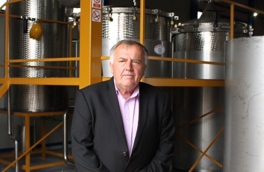 Milivoj Macura prije rata se bavio otkupom kože, a kad je stoke nestalo, prebacio se na aromatično bilje (Foto: H. Pavić)