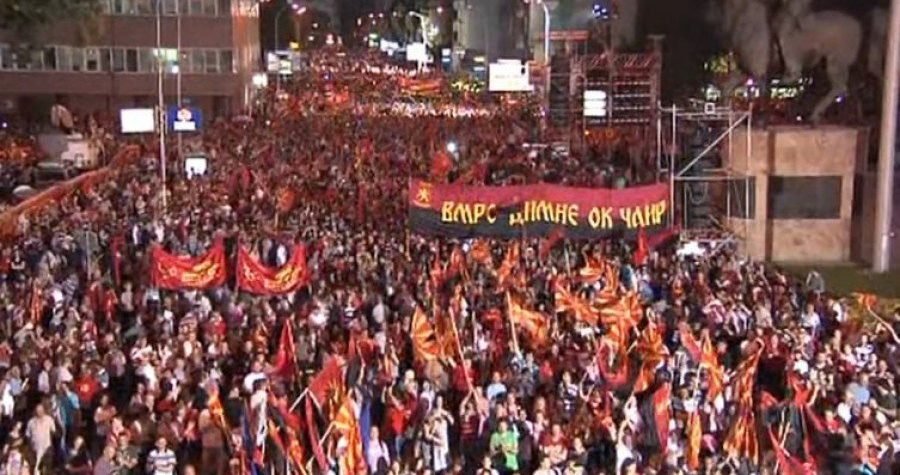 Makedonija vrije/Premijer Gruevski čvrsto na stavu: Ostajem!