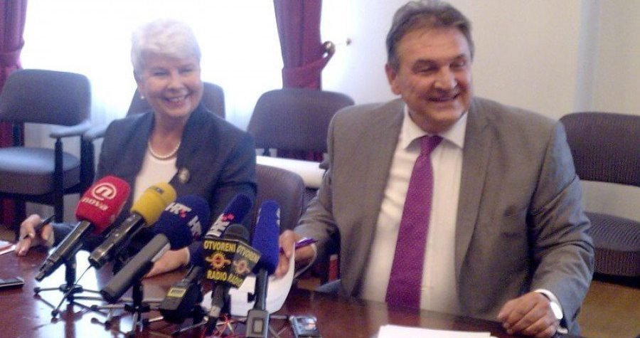 Sporazum Jadranke Kosor i Radimira Čačića: Svatko za sebe, svi za “Uspješnu Hrvatsku”