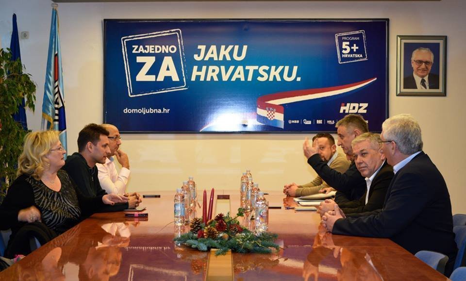 Sastan u sjedištu HDZ-a u Šibeniku (Foto ŠibenikIn)