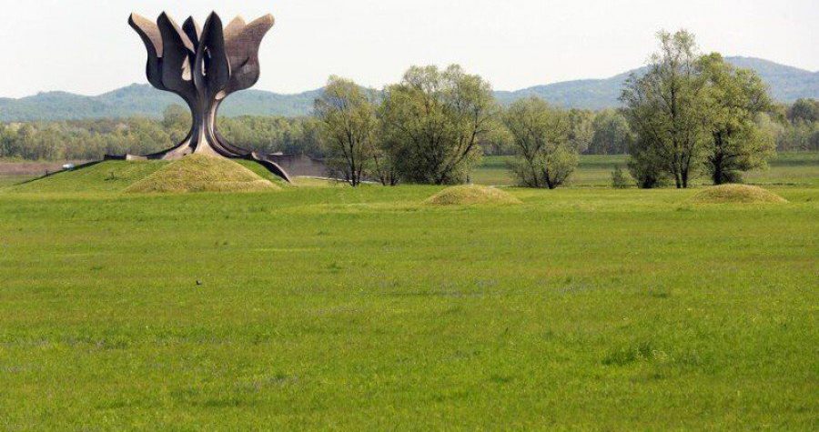 Ognjen Kraus u Jasenovcu: Upozoravamo državnu vlast da je u društvu zaista prisutna revatilizacija ustaštva