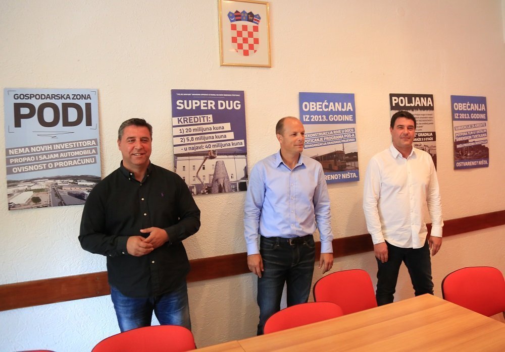 Izložba neispunjenih obećanja - konferencija SDP-a (Foto H. Pavić) (2)