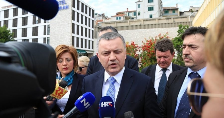 Bespovratni poticaji poduzetnicima srpske nacionalne manjine dijelili su se “po babi i stričevima”, na intervenciju ministara i potpredsjednika Vlade…