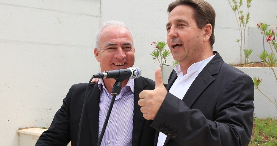 Show Stipe Petrine na Skupštini šibensko-kninske županije: Koncesije služe isključivo za mito, pranje novca, financiranje “bijeloga” i cigara….