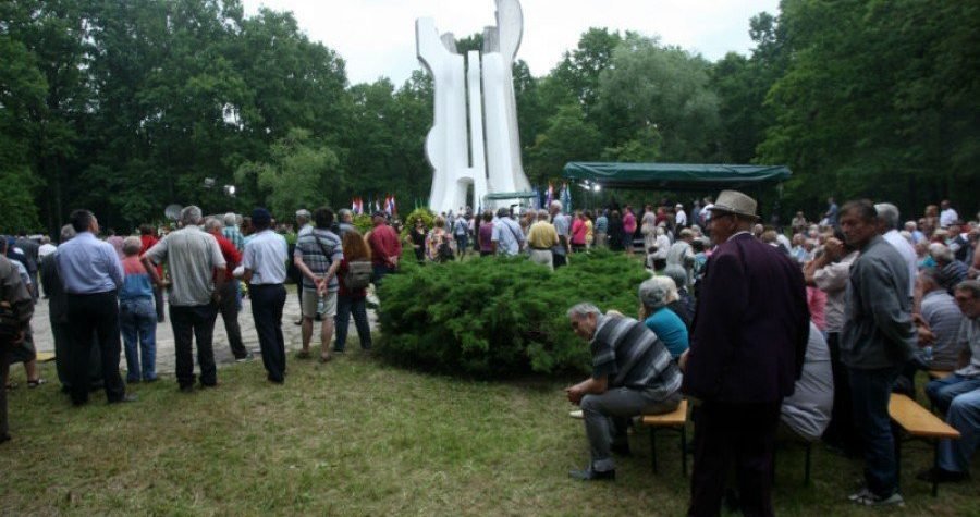 Dan antifašističke borbe svečano obilježen u šumi Brezovica