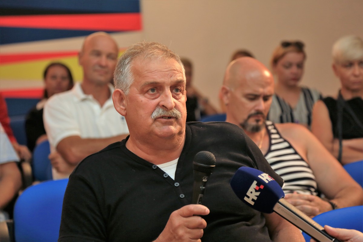 Joško Klarić na tribini Eruptivna obmana (Foto: Tris)