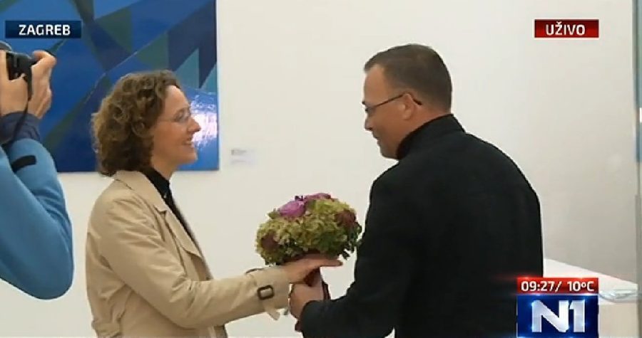 Idilično jutro u Ministarstvu kulture: Cvijeće za novu ministricu
