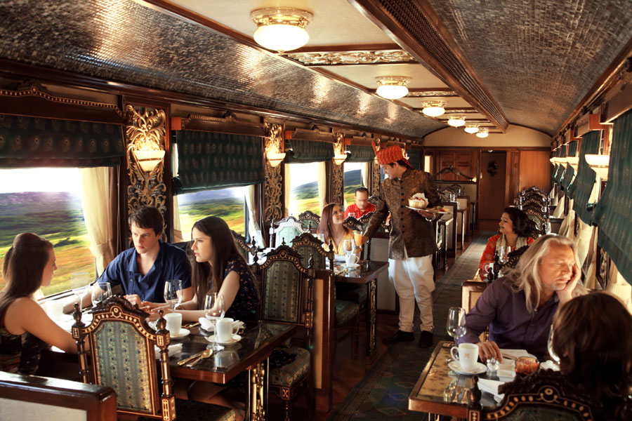 Ovako se jede na Mharaja's Expressu u Indiji 