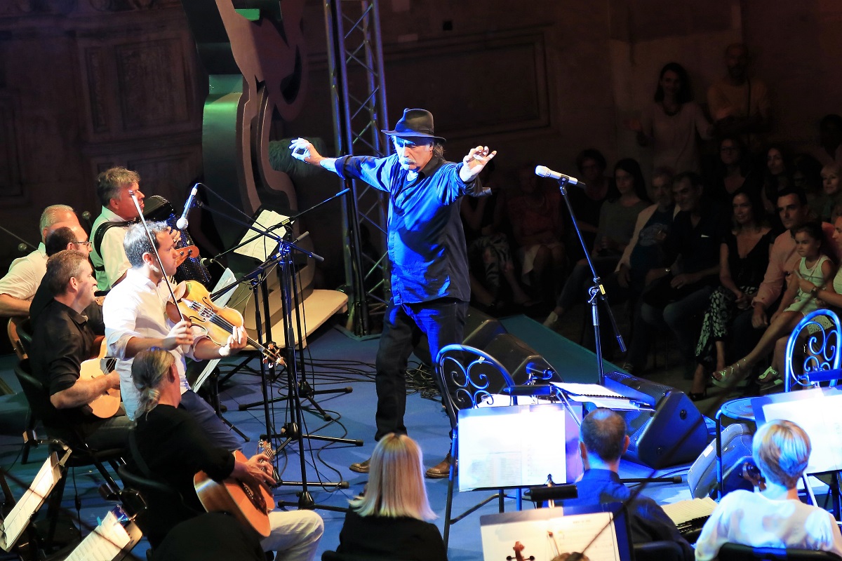 Rade Šerbedžija na sceni (Foto: Hrvoslav Pavić)