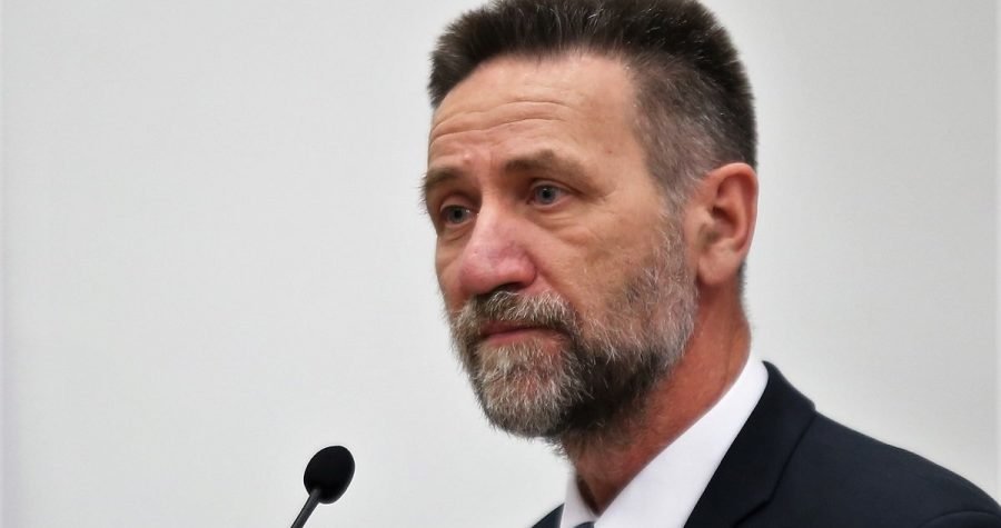 HNS pokrenuo postupak izglasavanja povjerenja ministru Barišiću