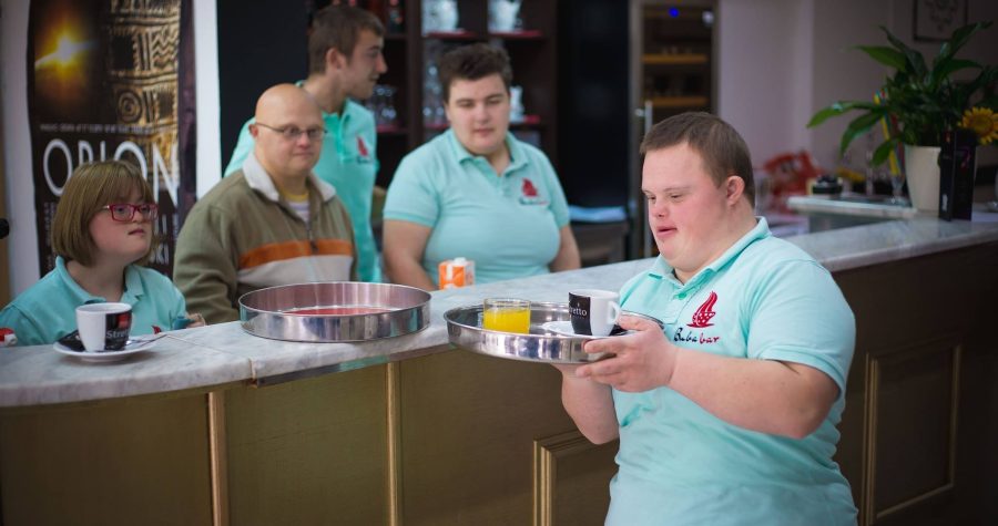 “Ekstra kromosom za ekstra kavu”:Crowdfunding kampanja za otvaranje kafića koji će zapošljavati osobe s Downovim sindromom