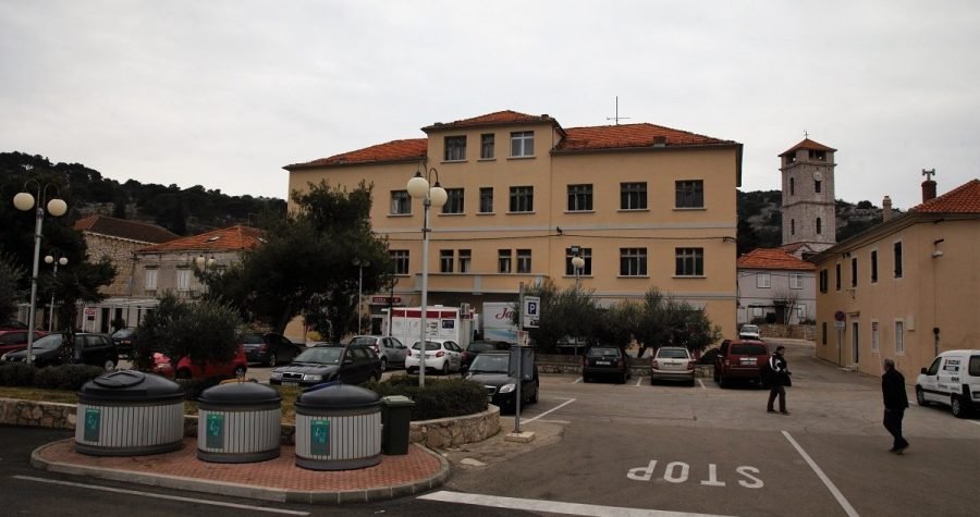 Općina Tisno mijenja prostorni plan zbog gradnje hotela