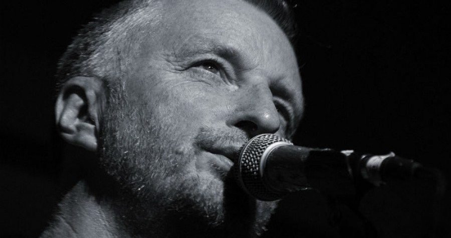 Legendarni Billy Bragg dolazi na SuperUho