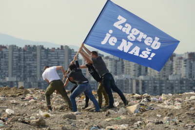 Tomašević na smetlištu s prijateljima i diže zastavu Foto: 'Zagreb je NAŠ!'