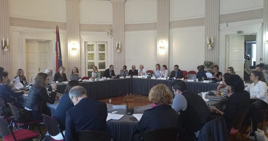 Izbjeglice u medijima: Pomoć ili iskorištavanje?