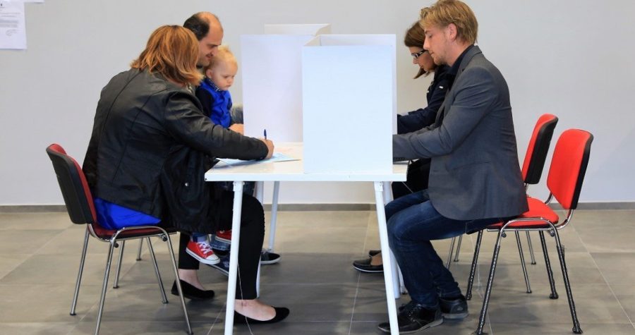 Parlamentarni izbori 2020. : Prve izlazne ankete potopile Restart