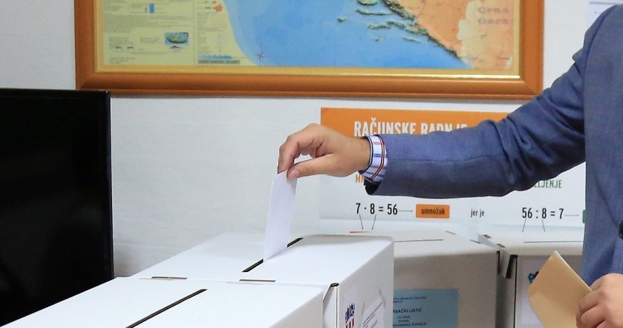 U izborna povjerenstva imenovano preko 7600 članova : Najveća naknada za članove povjerenstva u 3. izbornoj jedinici, stalnim članovima po 1390 eura!