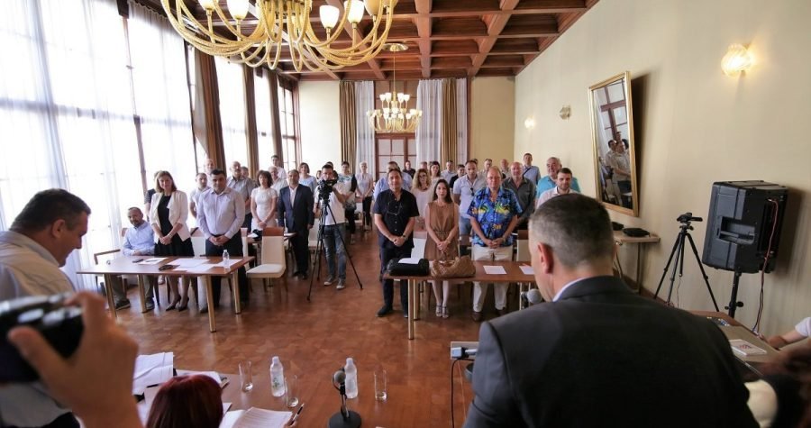 Šibensko-kninska županijska oporba: Oštro se protivimo Skupštini na Google obrascu