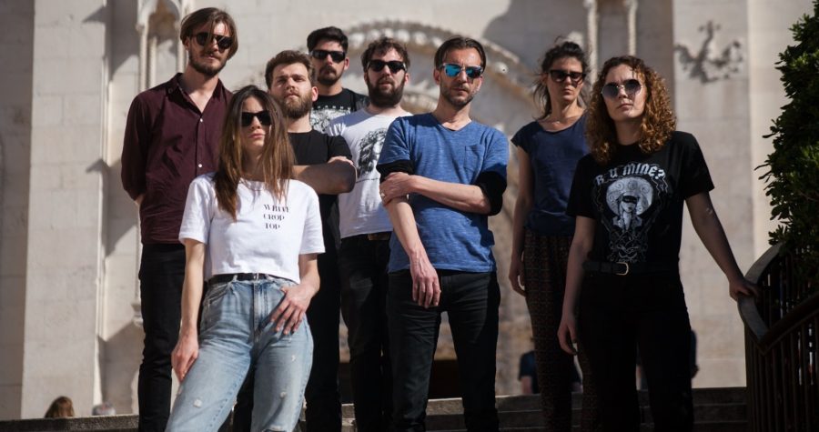 Art-core kolektiv Moskau u Azimutu svira Velvete