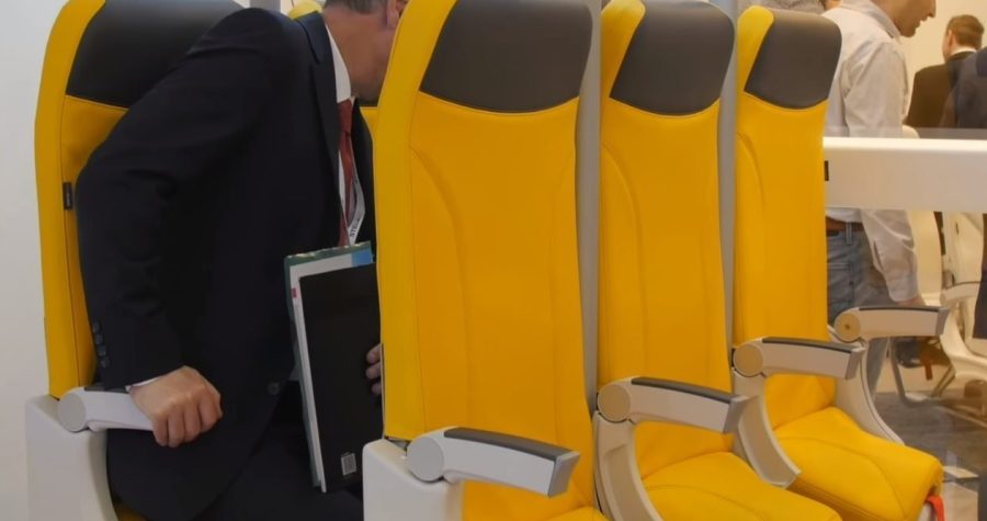 Stočna klasa: Rusi žele uvesti stajaća mjesta u avionima