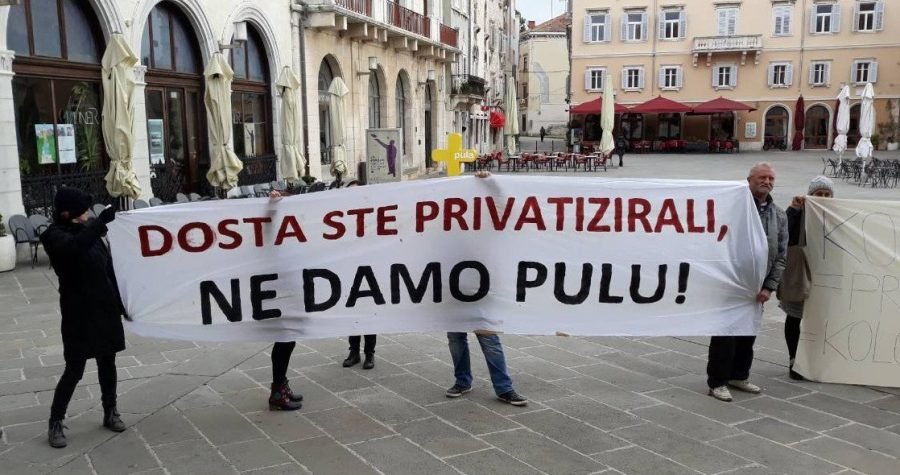 ‘Šačica političara oduzima građanima bez pitanja… Dosta ste privatizirali, ne damo Pulu!’