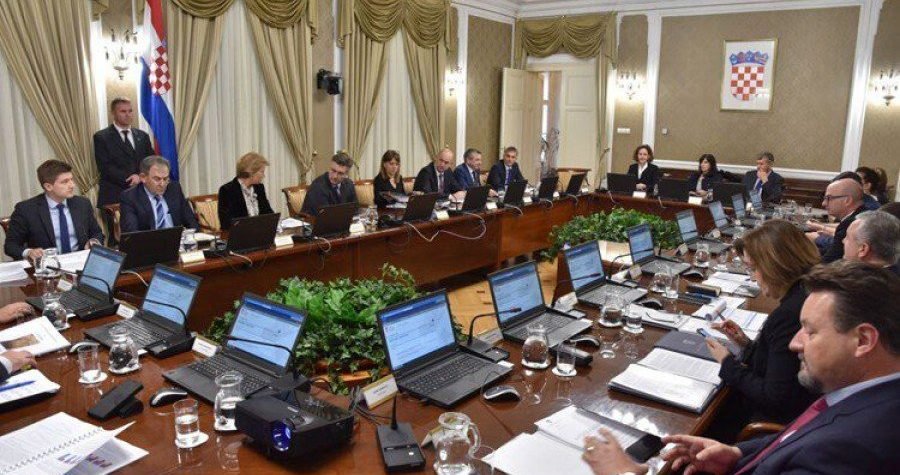 Vladina projekcija proračuna za 2019./ Manji PDV za lijekove, smrznuto meso i ribu, voće, povrće, dječje pelene… veće plaće za suce