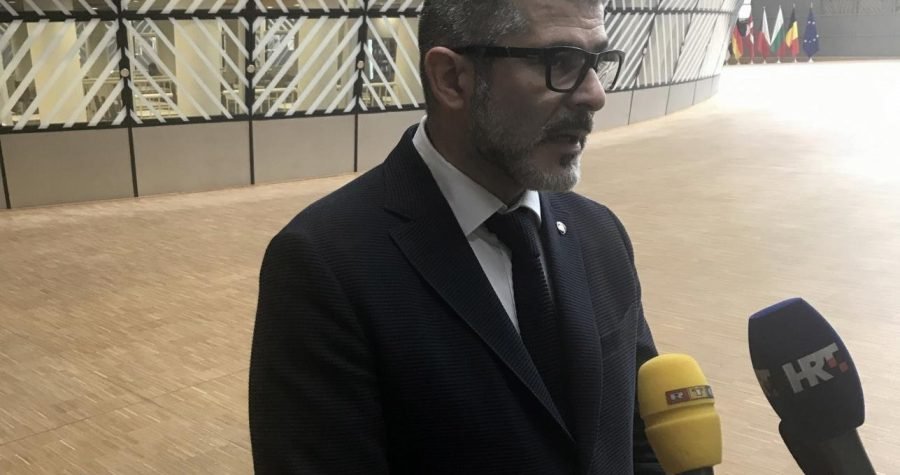 HDZ guši slobodu govora eksterno i interno: Ni na sud bez dozvole HDZ-ovog vodstva!