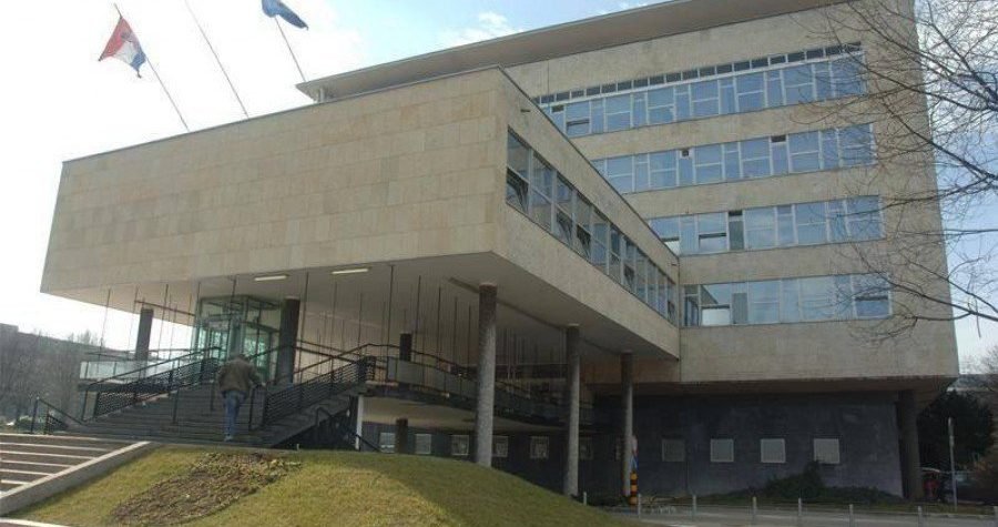 Milijuni za čuvanje praznih stanova Grada, dok su se Zagrepčani, stradali u potresu, stiskali u studentskim sobicama…