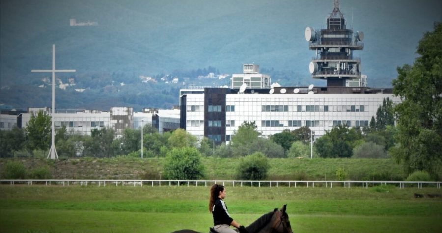 Afera Hipodrom: Kostanjevć podnio ostavku, pušten na slobodu te poručio da će dokazati kako je radio savjesno i u skladu s propisima