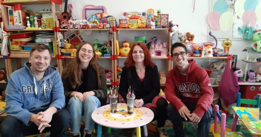 Senzacionalno: Litvanka Ugne i Portugalac Carlos došli kod nas 8 mjeseci ‘džaba’ raditi, i to u – Knin