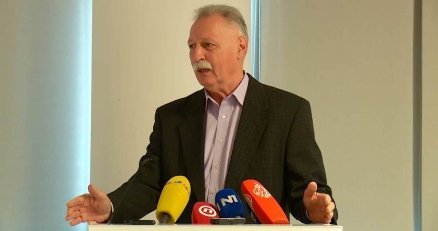 Učitelji i nastavnici u frontalnom štrajku, a potporu im dali i iz policijskog sindikata koji također najavljuje štrajk!