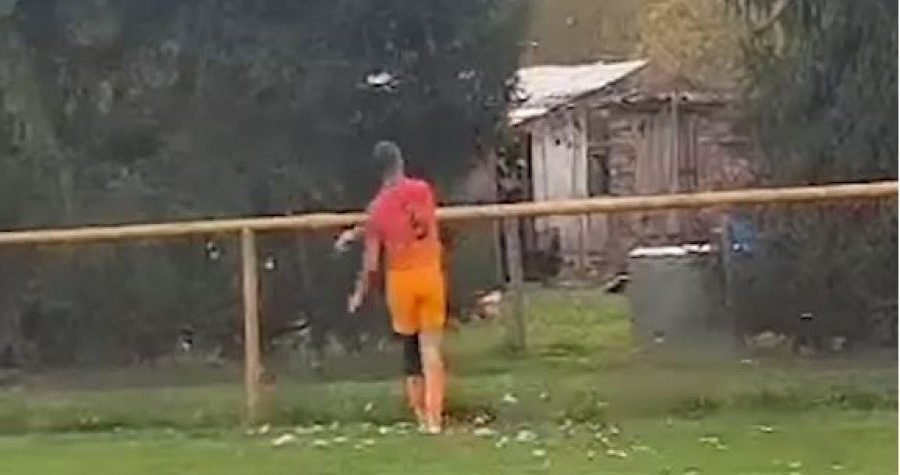 Kaznena prijava nogometašu jer je nogom napucao i usmrtio kokoš koja je uletjela na travnjak