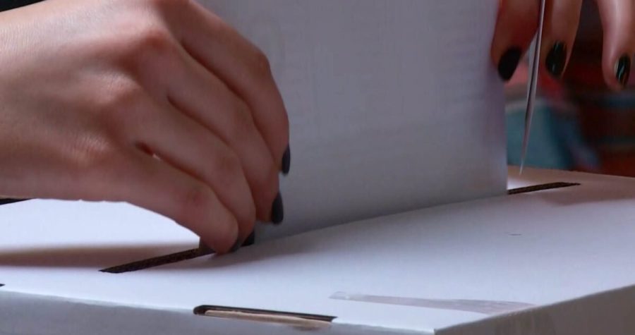 Između 11 kandidata, novog šefa hrvatske države bira 3. 855 000 birača