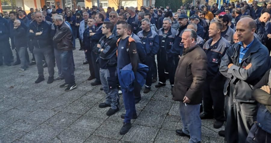 ‘Đuro Đaković’: Štrajk radnika u plavim trlišima i hrvatska šizofrenija